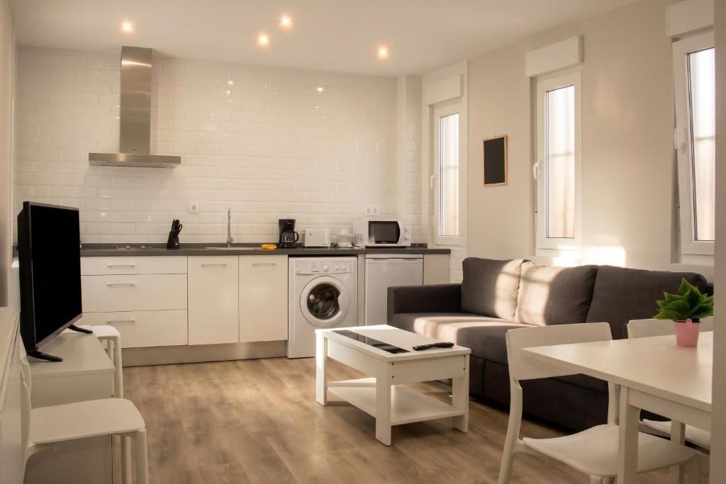 Comfortable apartment in the heart of León, 35 m², perfect for 4. - 5
