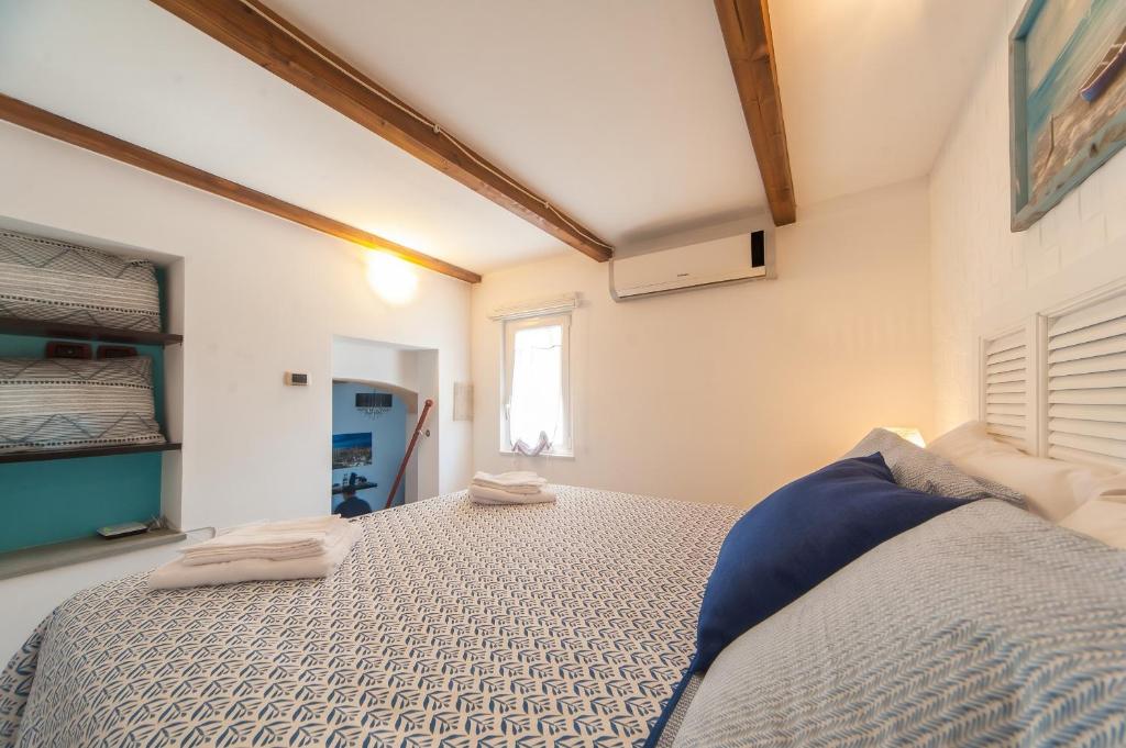 Charming Apartment in Trani with City View and Parking. - 5