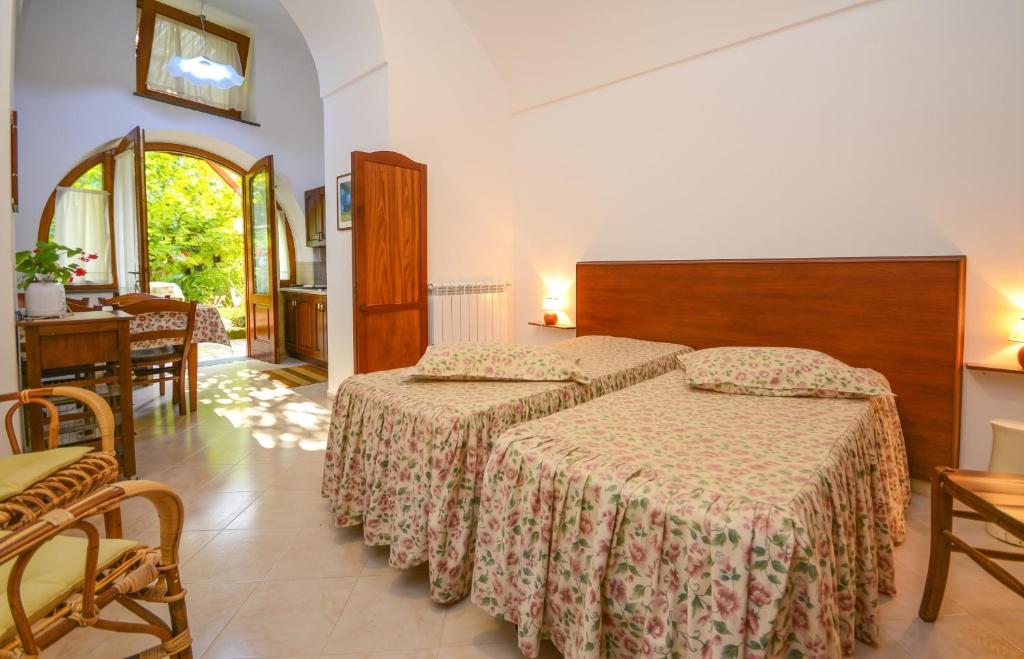 Comfortable House with Sea View in Sorrento - 2