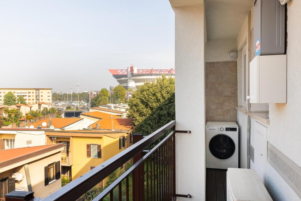 San Siro Stadium Apartment - Terrace & View - 5