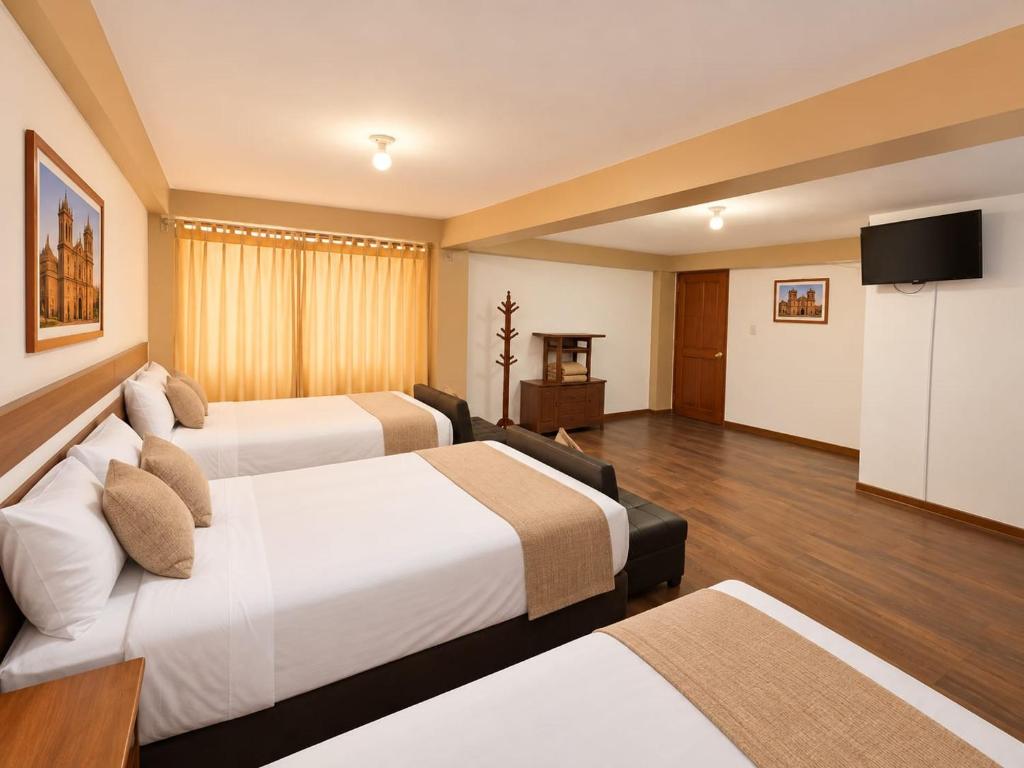 Santana Hostel - 3