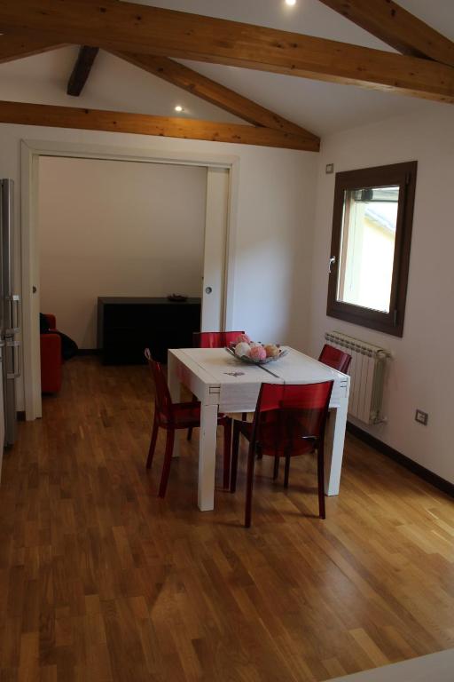 Alessandra House - 2