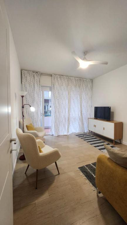 Cozy Como Home - 1