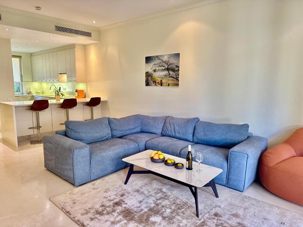 Queen Milena, Luxury apartment in Porto Montenegro with amazing garden and pool - 4