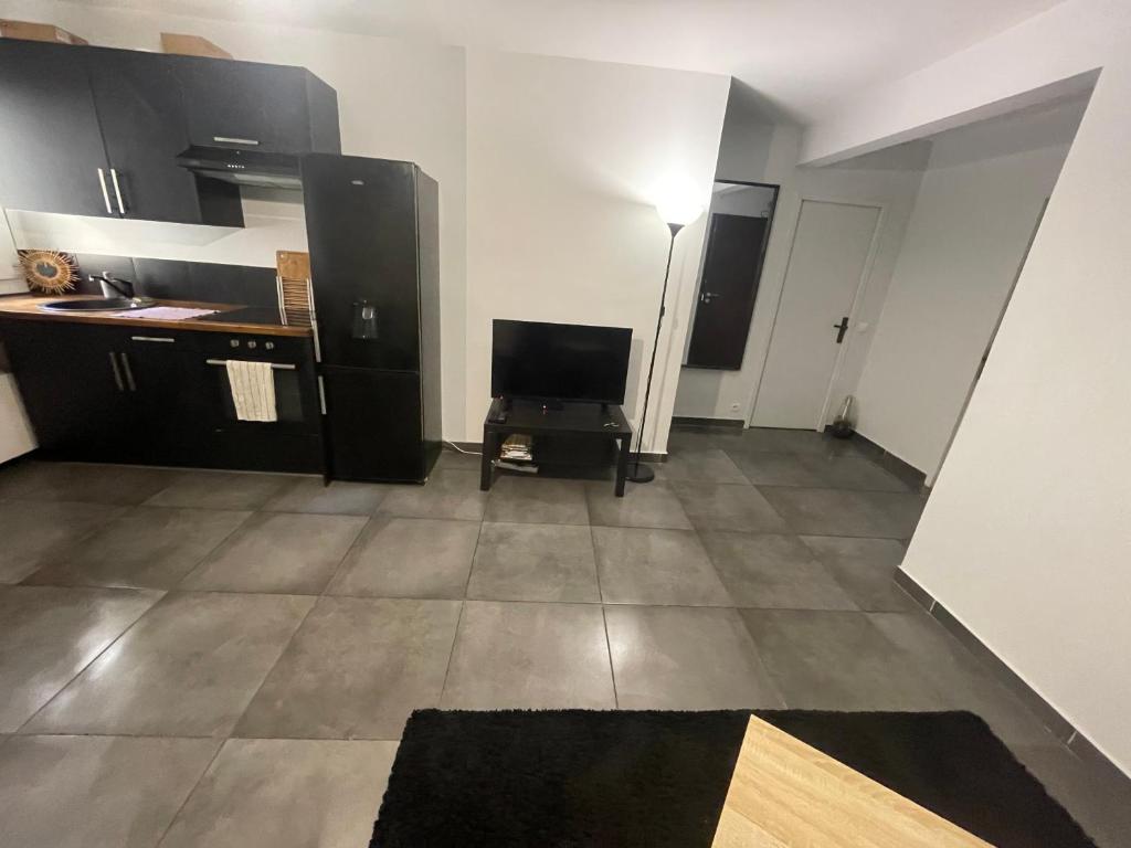 Appartement neuf et moderne face gare St Charles - 3