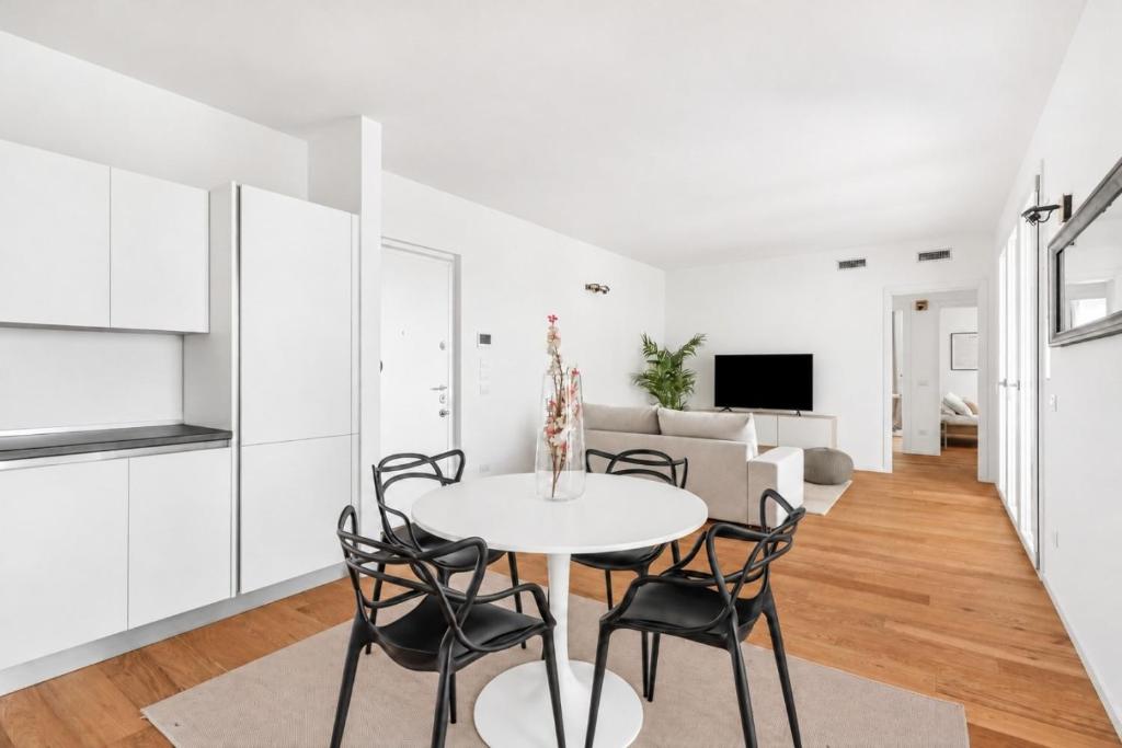 Modern with Terrace & Garage by NDP rent - 1