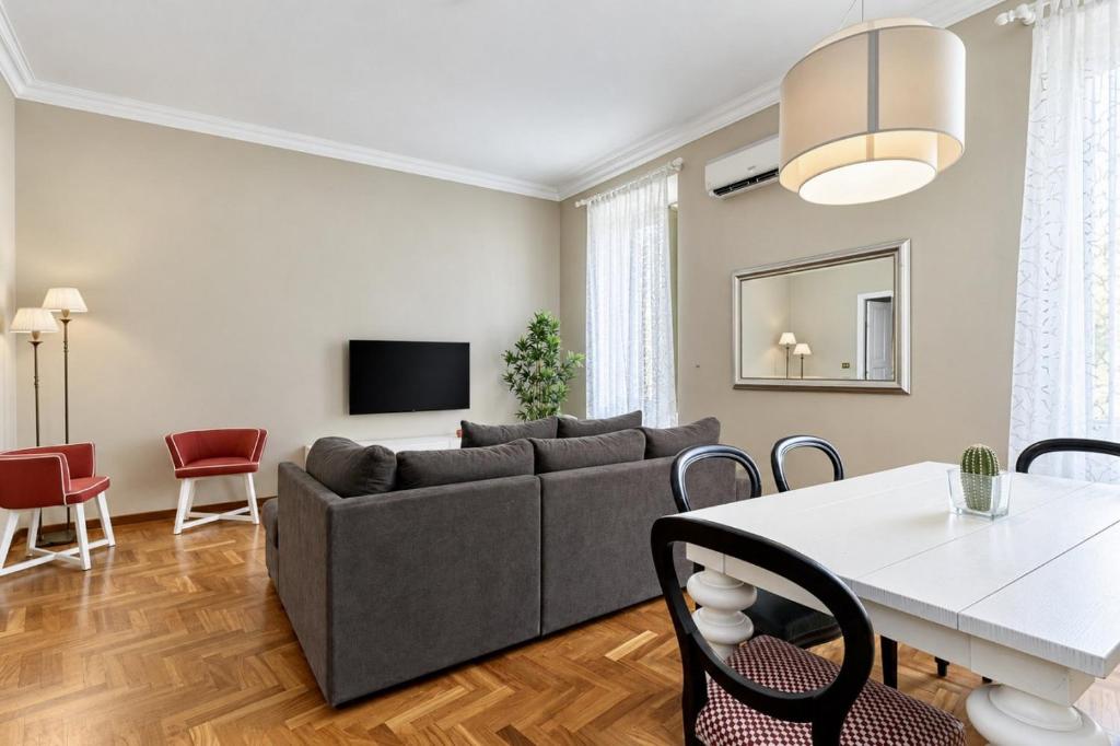 Comfortable & Cozy by NDP rent - 4