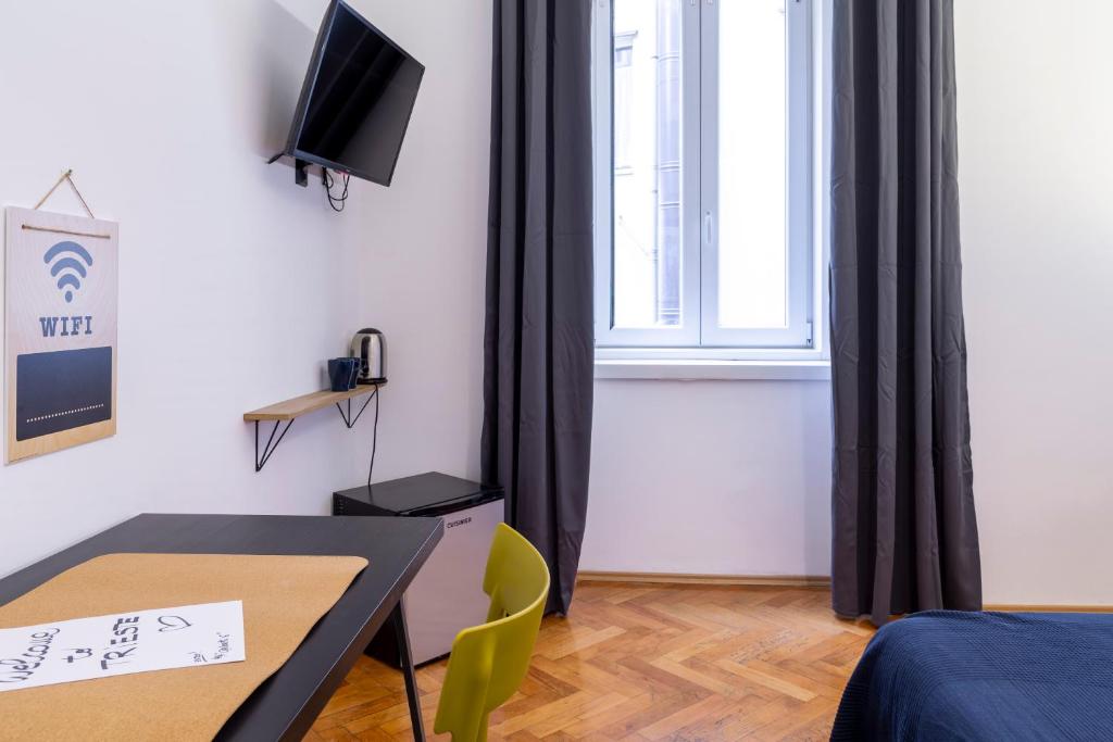 Pregiata camera con bagno privato - Blu di Prussia - 3