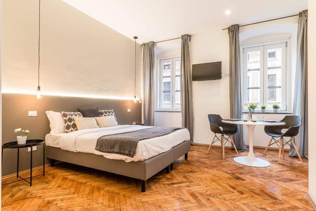 Amazing studio in the city center with WiFi - 1