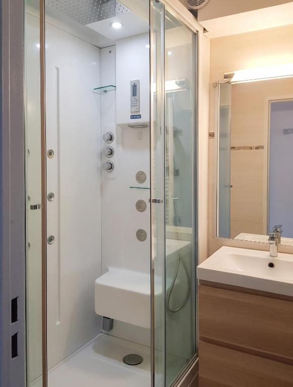 Appartement spacieux à Agde avec piscine partagée 68 m² - 4