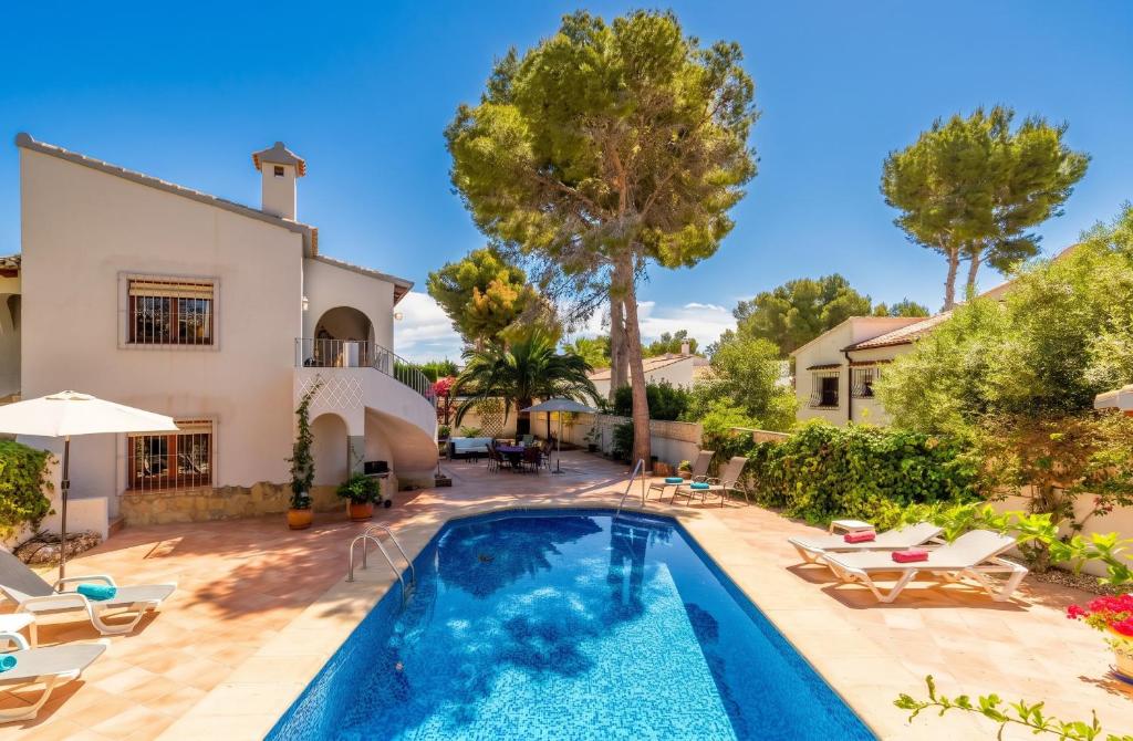 Charming Villa in Teulada with Private Pool - 1