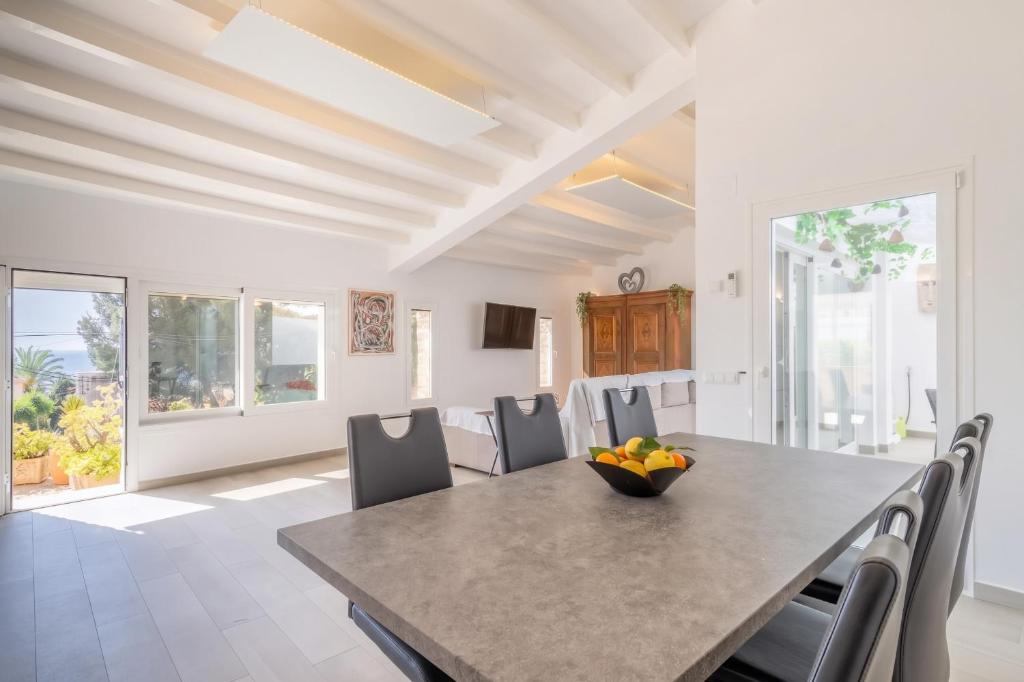 Mediterranean villa in Calpe with private pool. - 5