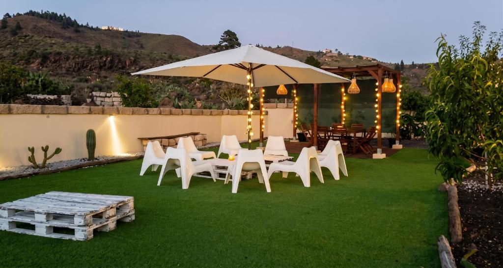 Spacious house in Arona with terrace and garden - 2