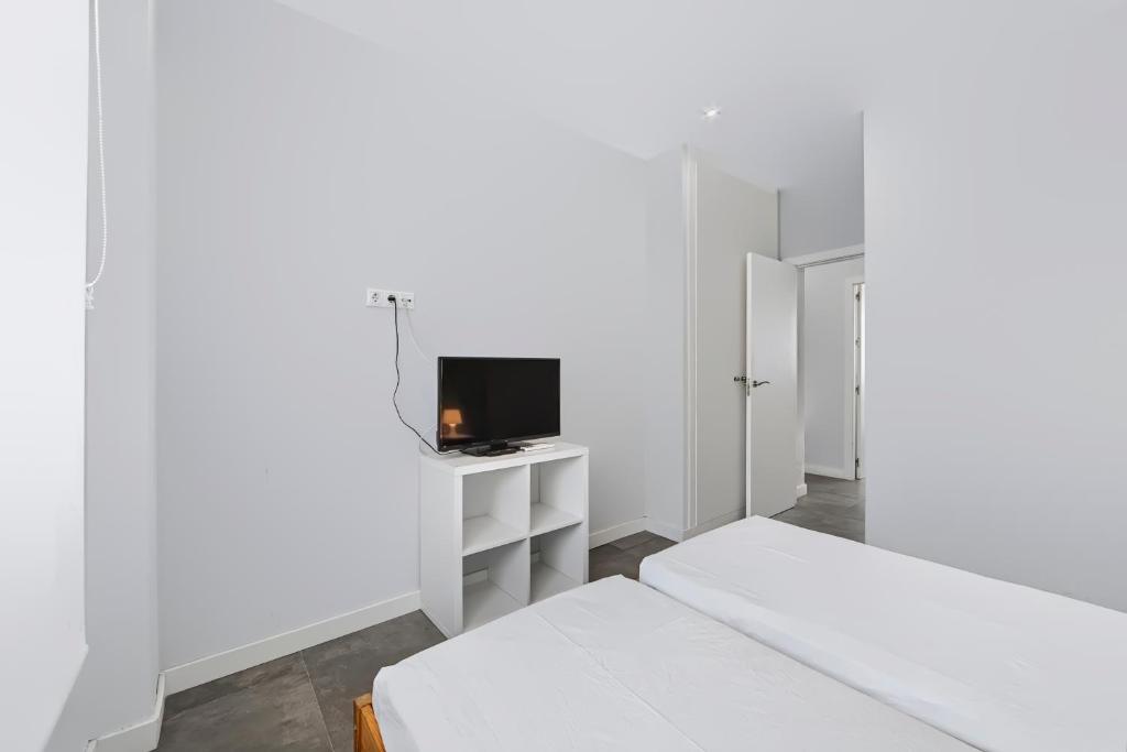 Bright & Modern Coastal Escape - Vera Playa - 3