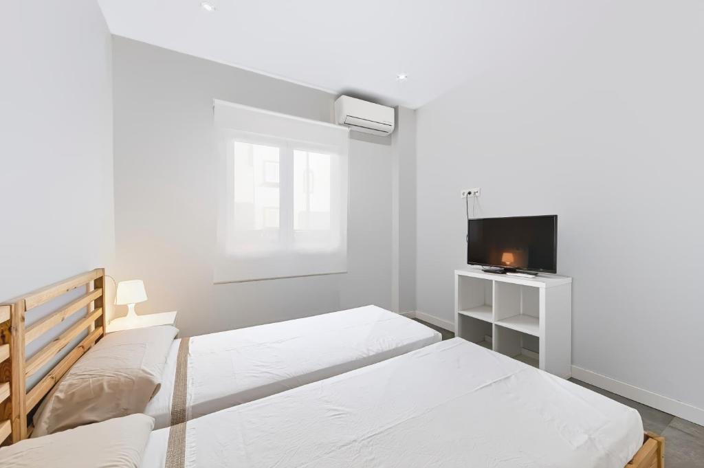 Bright & Modern Coastal Escape - Vera Playa - 2