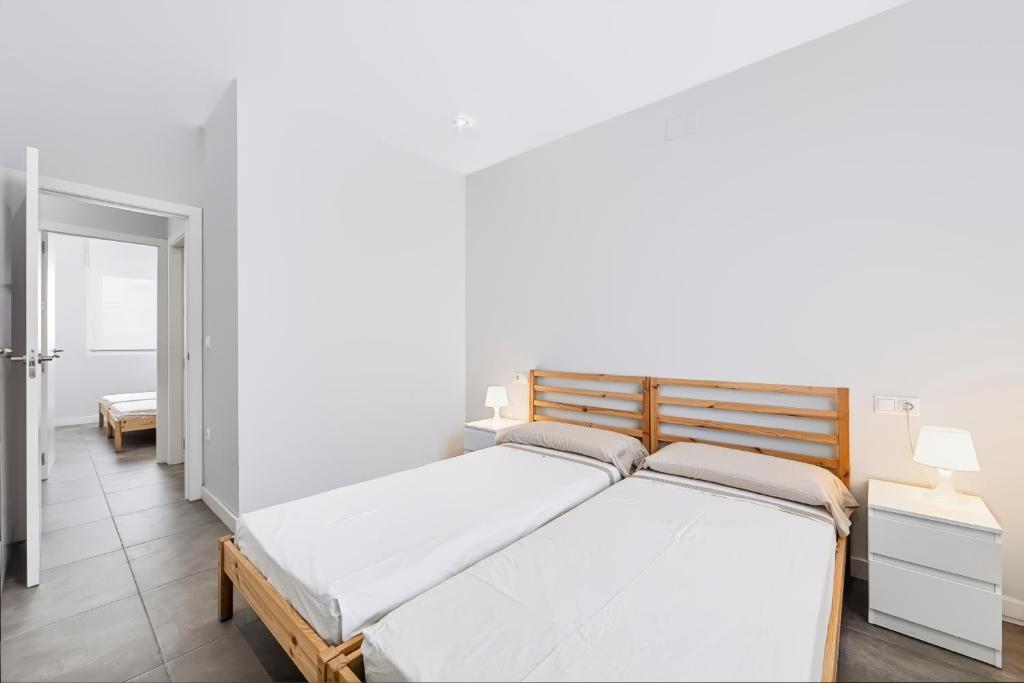 Bright & Modern Coastal Escape - Vera Playa - 4