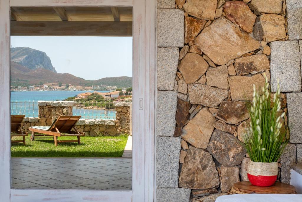 S'Abba e sa Pedra - Seaview with Garden - 4