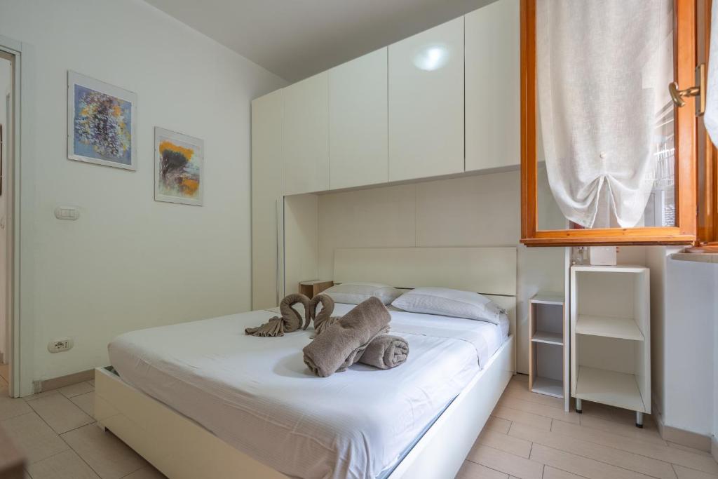 Rapallo Garden Retreat Private Parking & Relaxation - 2