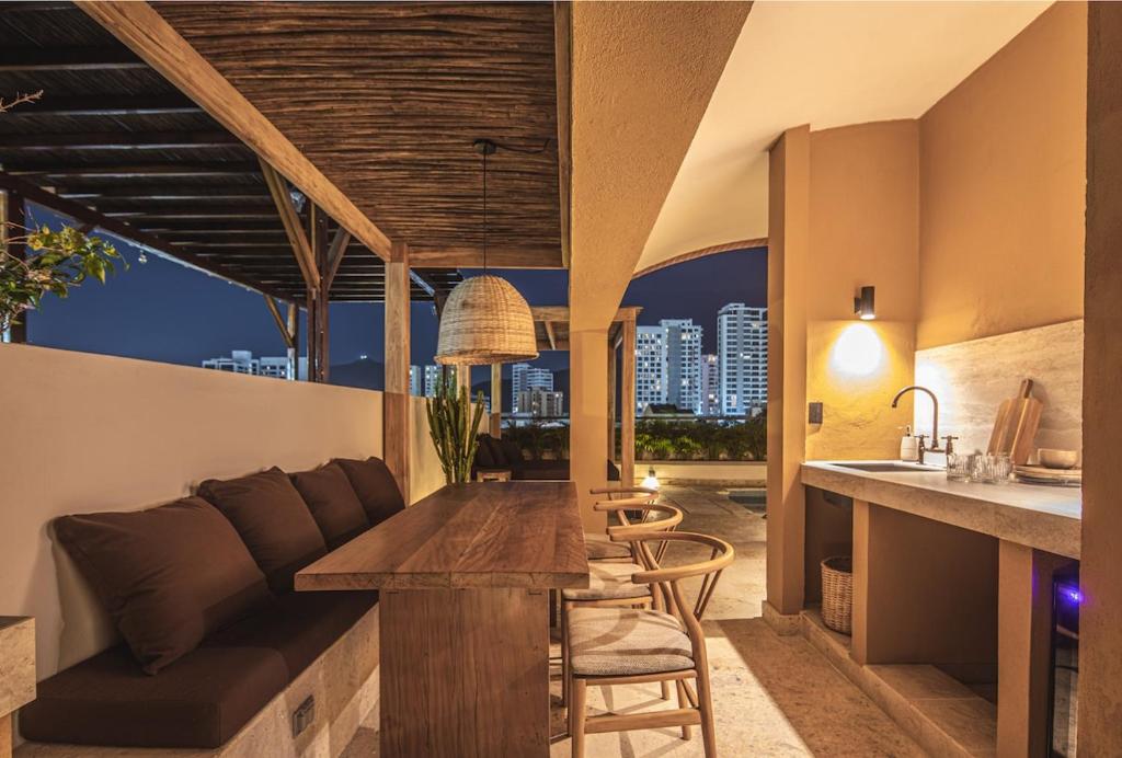 Upscale penthouse apartment Soul of the City - 1