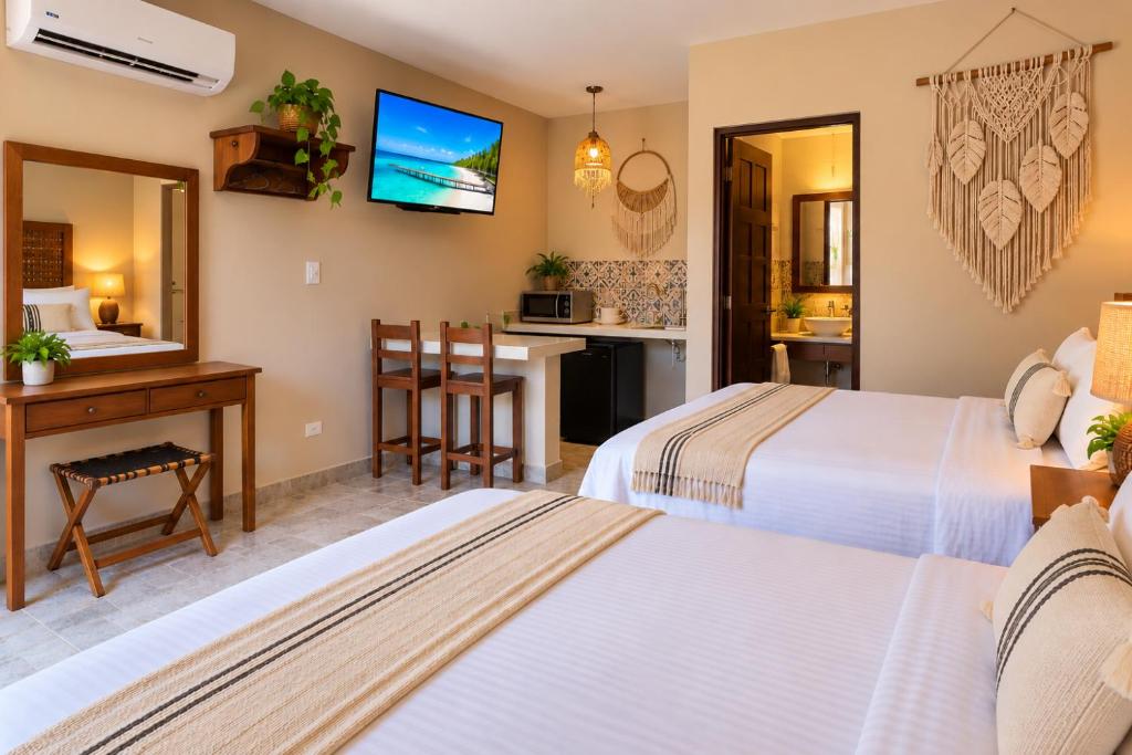 Hotel Holbox Centro Suites - 3