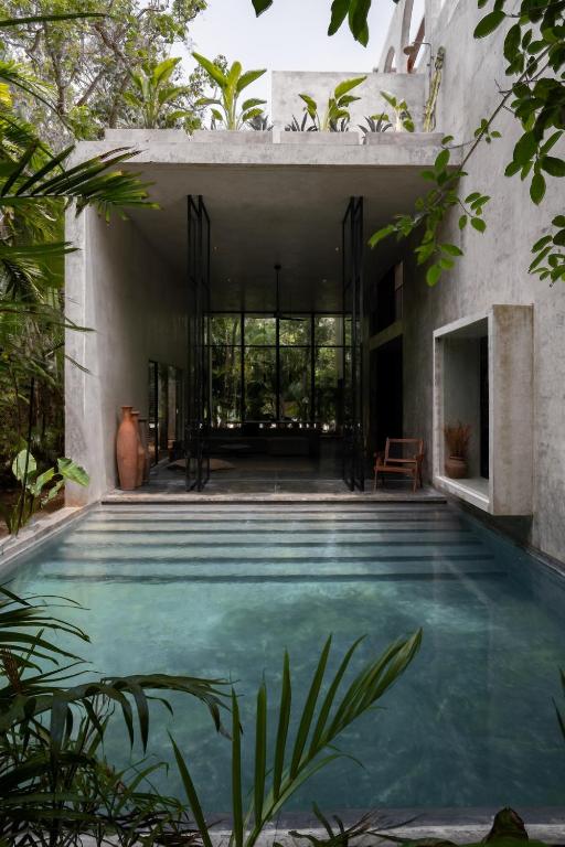 Casa Aviv Iconic Minimalist 4BR Design Villa - 4