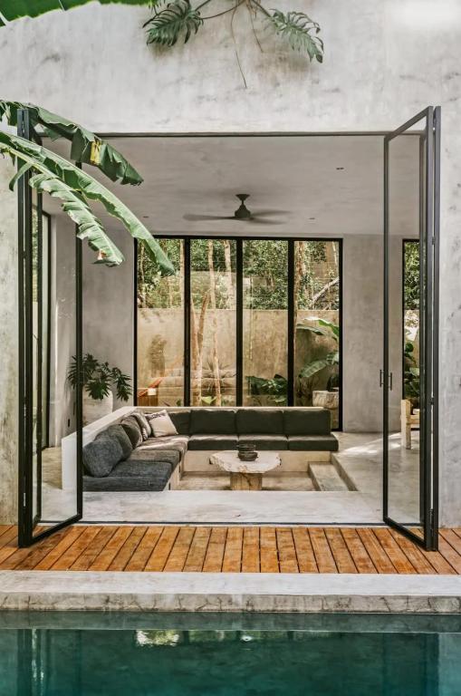 Casa Shalva Iconic 6BR Design Villa with Rooftop - 5