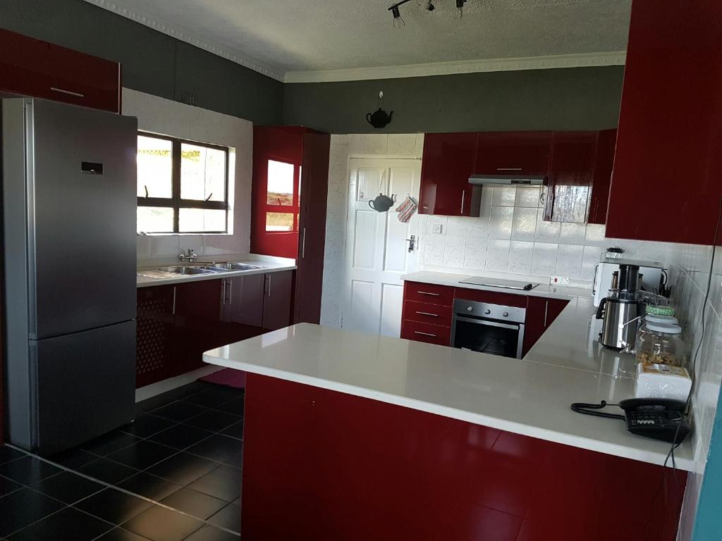 Kitchen, The Residence Villa Chobe in Kasane