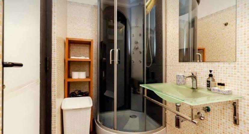 Beautiful Apartment near Trastevere Rome - 1