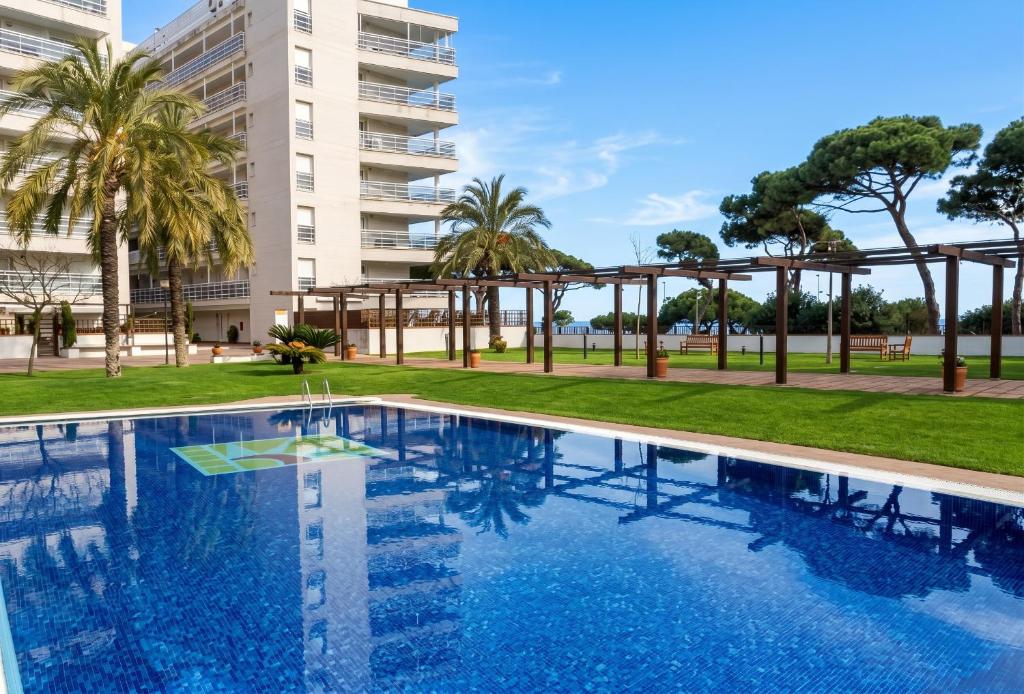 Charming Apartment in Blanes - Sea View and Pool - 1