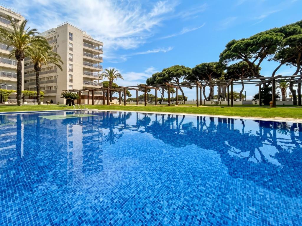 Charming Apartment in Blanes - Sea View and Pool - 4