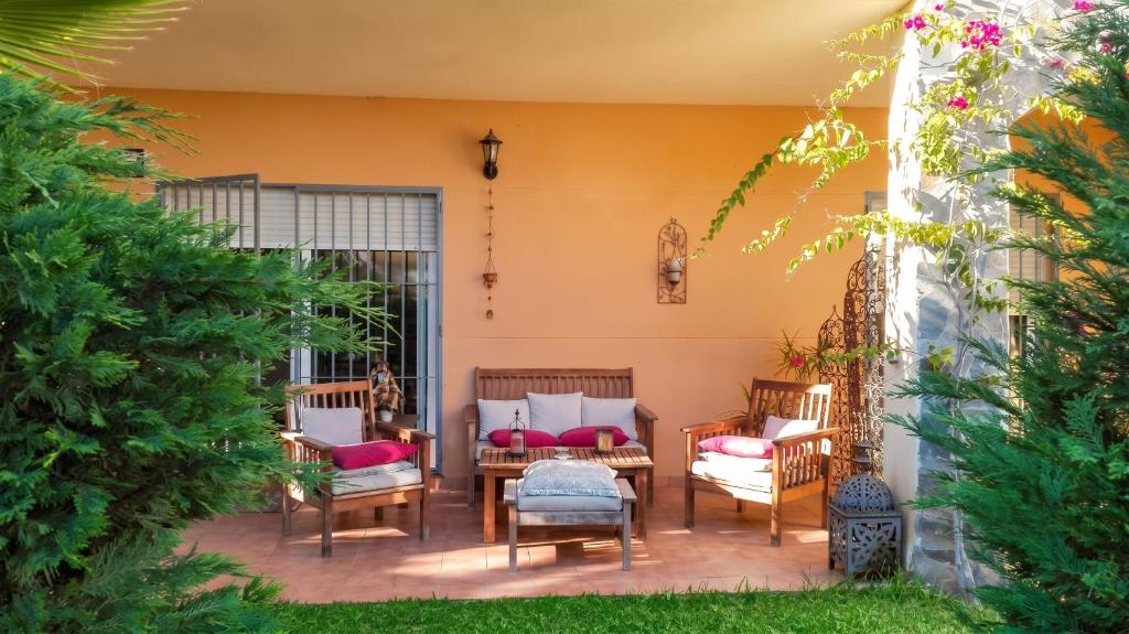 Modern Apartment in Fuengirola with Shared Pool - 2