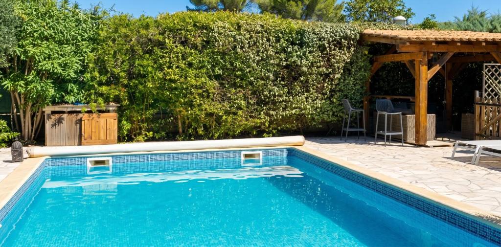 Villa spacieuse à Agde avec piscine et jardin. - 1