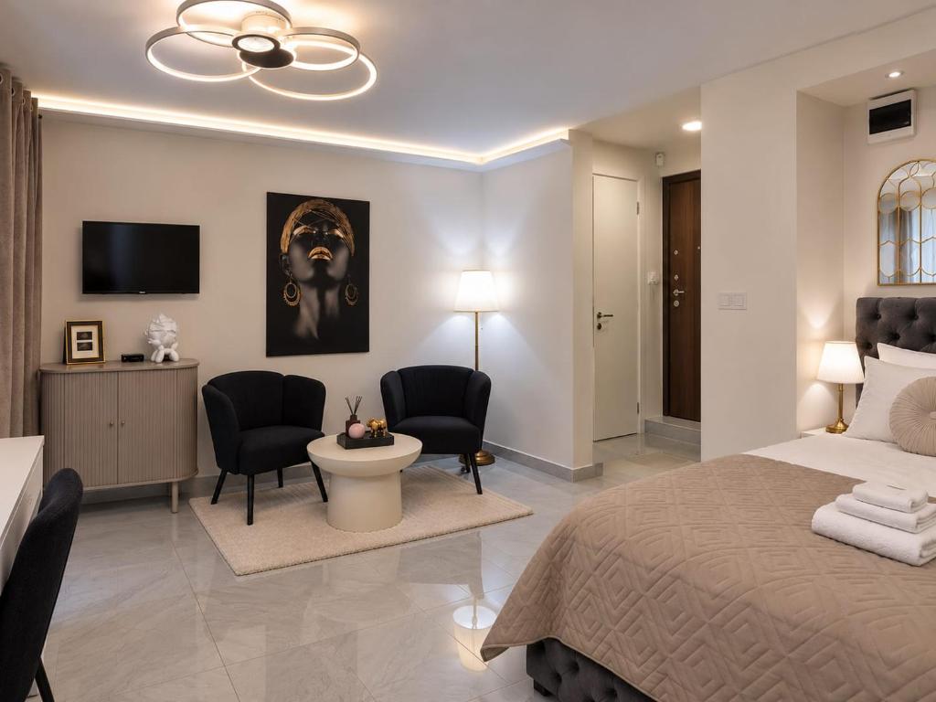 Royal Queen Apartment 2 - 3