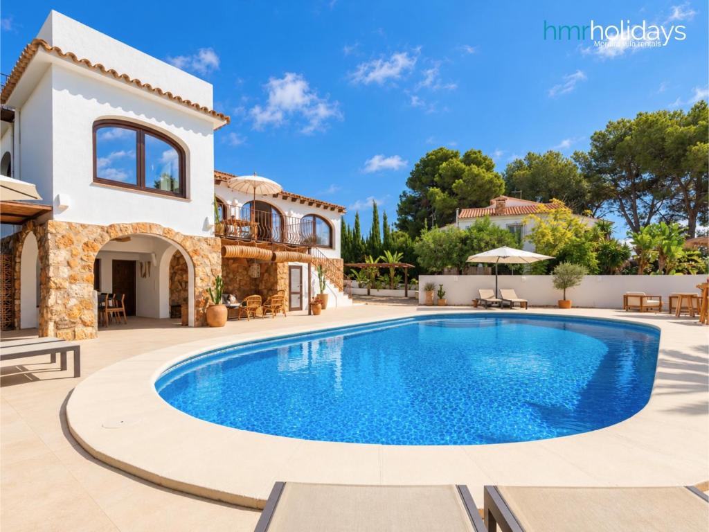 Villa Nalia by HMR Holidays - 3