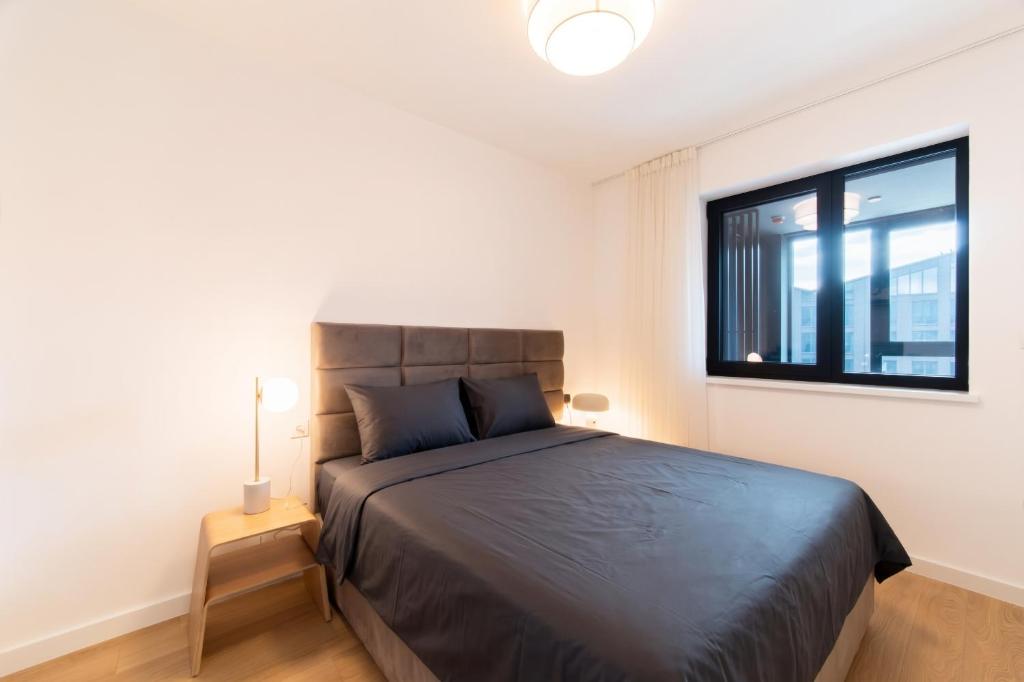 Roof Gardens City View Apt - 5