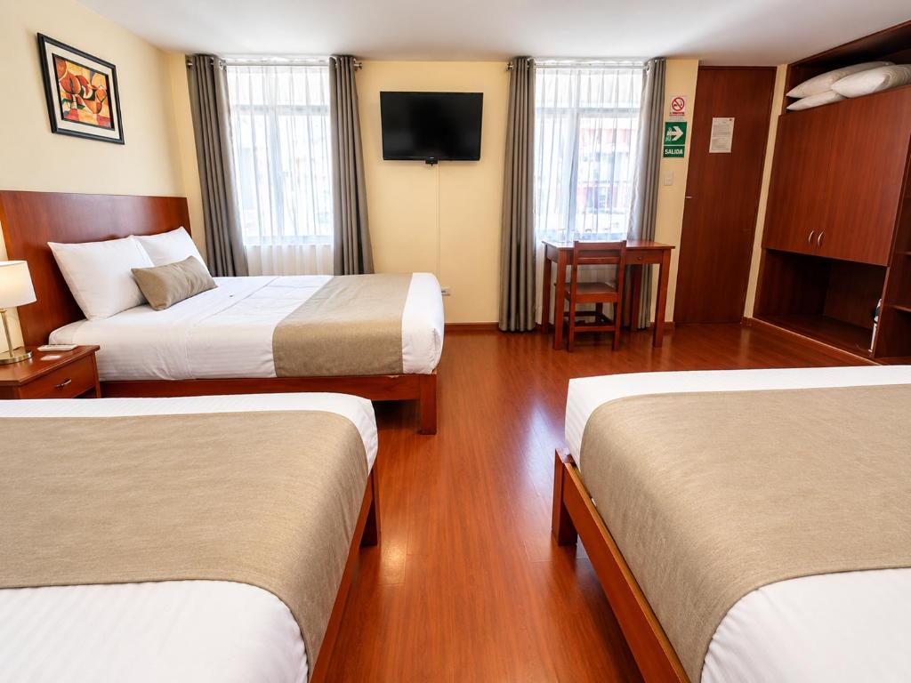 Hotel Santa Rosa - 4