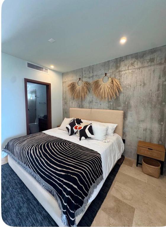 The Sunlit Sanctuary Minimal Luxury in Tulum - 3