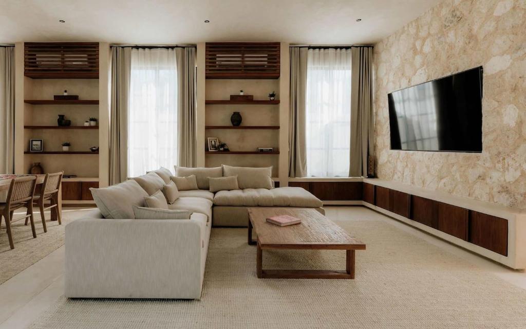 Villa Casa Colina Award Winning Villa 2 Pools Butler Sleeps 14 - 2