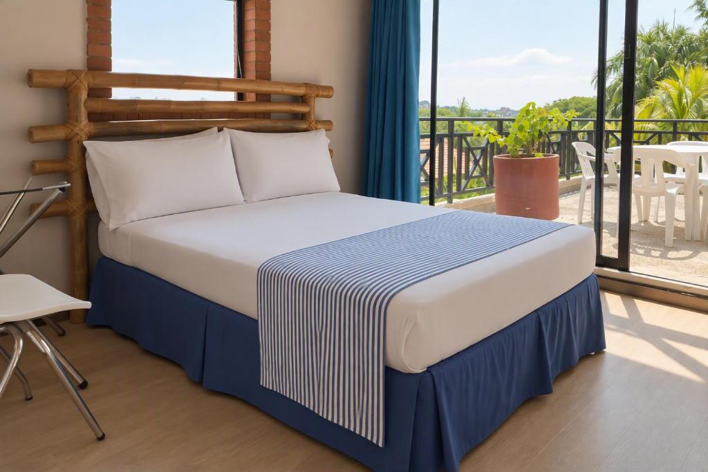Hotel Girardot Resort by On Vacation - 4