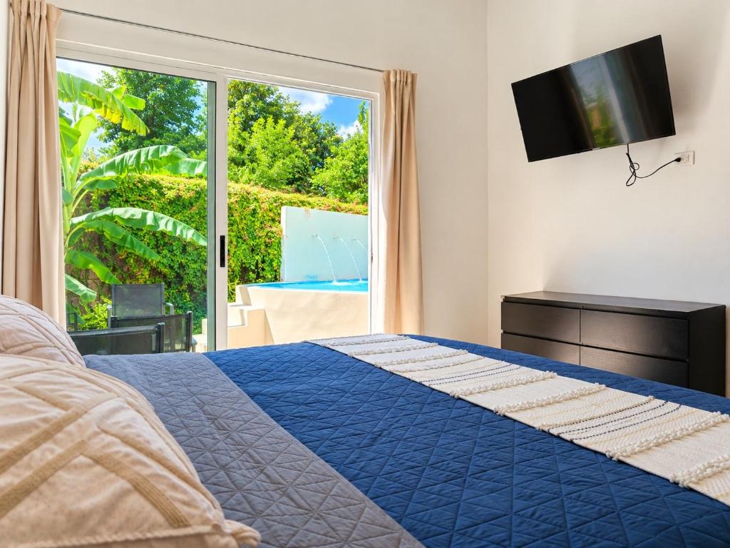 Casa Maya Villa with Private Pool Bar and Parking Merida - 3
