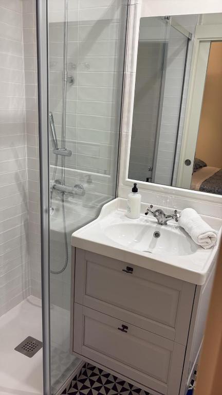 Chamberi 2 Luxury Apartment - 5