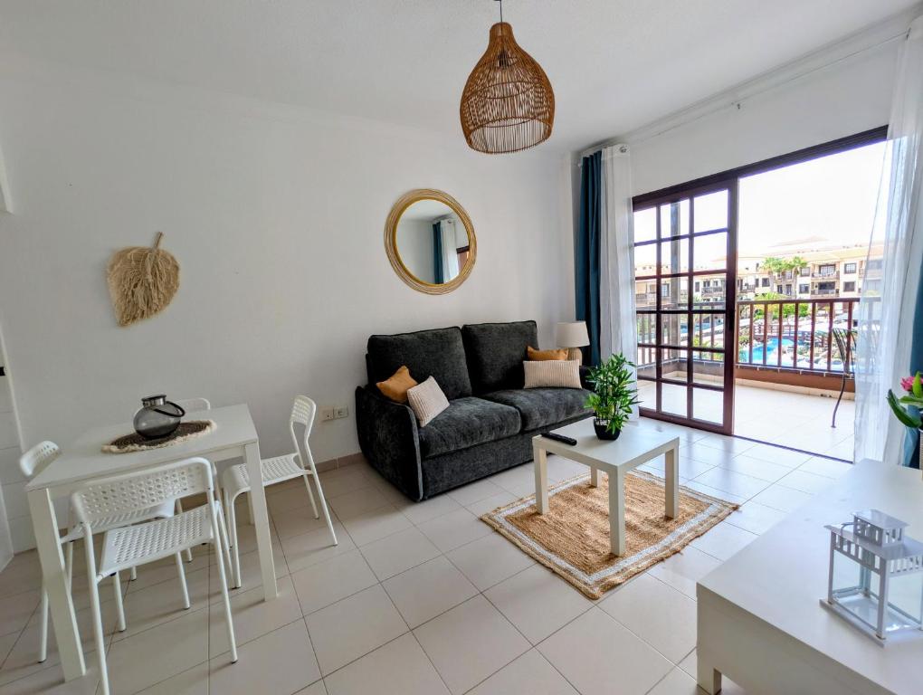 Sea and Pool Boho Suite By Deihu Experiences - 2