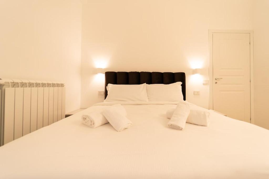 Bright apartment 100 meters from the Cathedral - 4