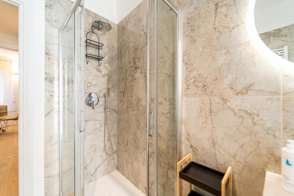 Bright apartment 100 meters from the Cathedral - 5