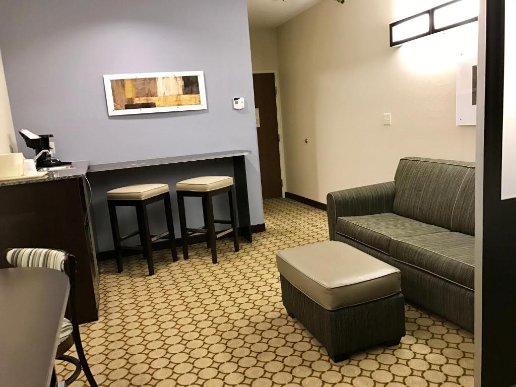 Microtel Inn & Suites By Wyndham Elkhart Photo 27