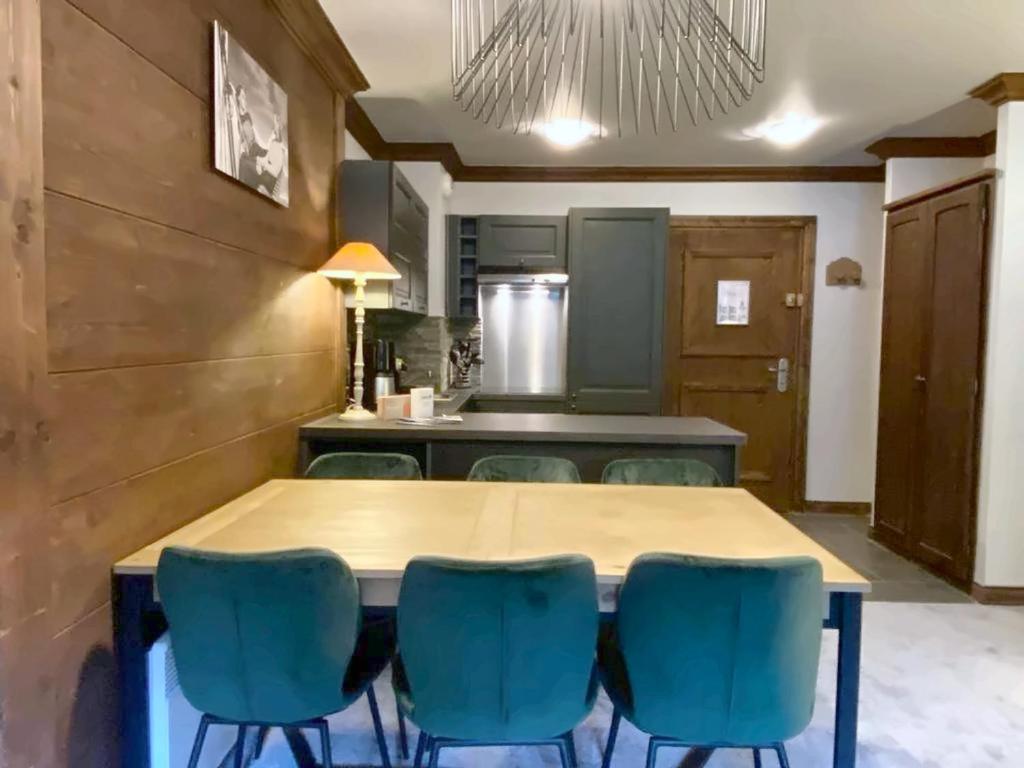 Arc 1950 Manoir Savoie - 2 chambres 2 SdB - skis aux pieds - piscine et spa - 1