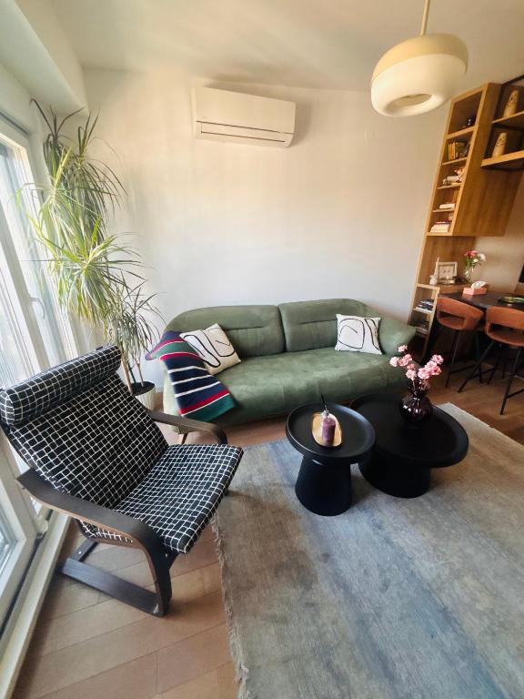 Urban Nest Apartment - 4