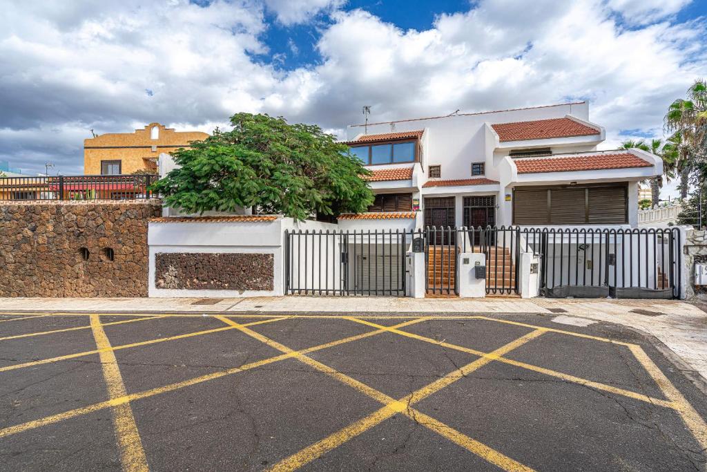 As de Casas - Apartamento en Urbanización Villas Playa - 5