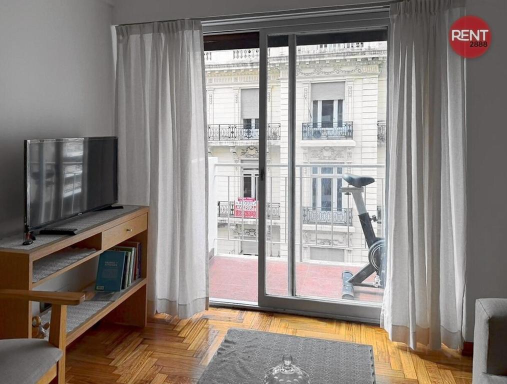 Rent2888 Medrano - 2