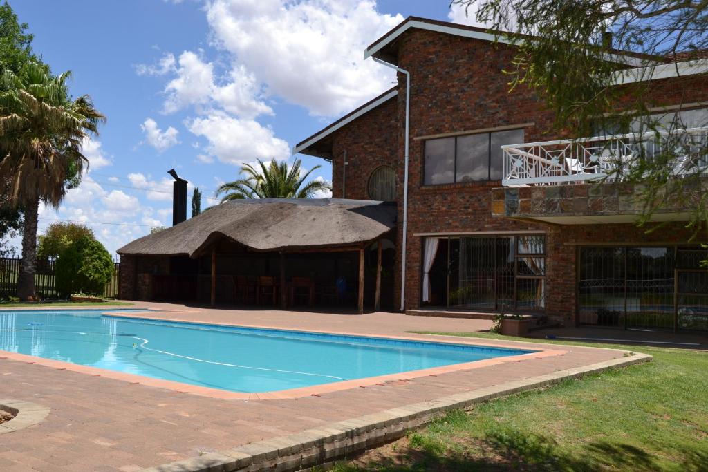 Krige Lodge B&amp;B — Hotel in Bloemfontein